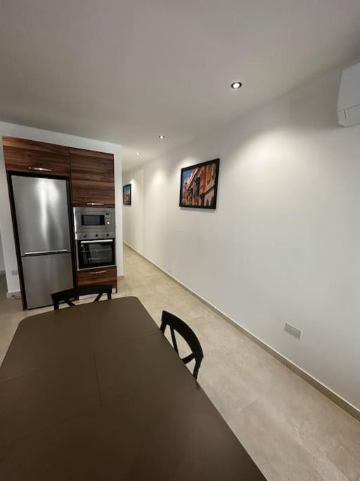 Apartamento Duplex Penthouse In Gzira Sleeps 6 Exterior foto